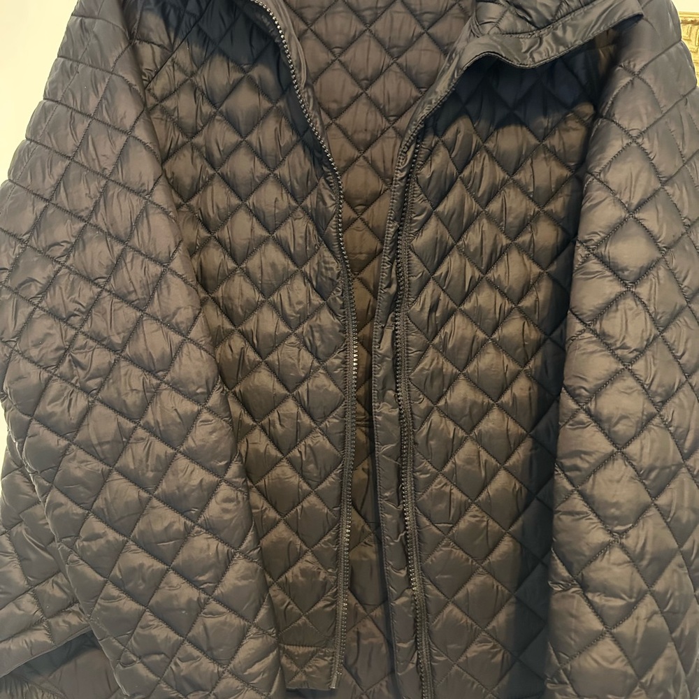 Athleta Whisper Featherless Jacket in Black XL